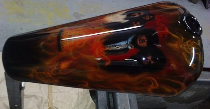 Airbrushing,oslikavanje dijelova motora !